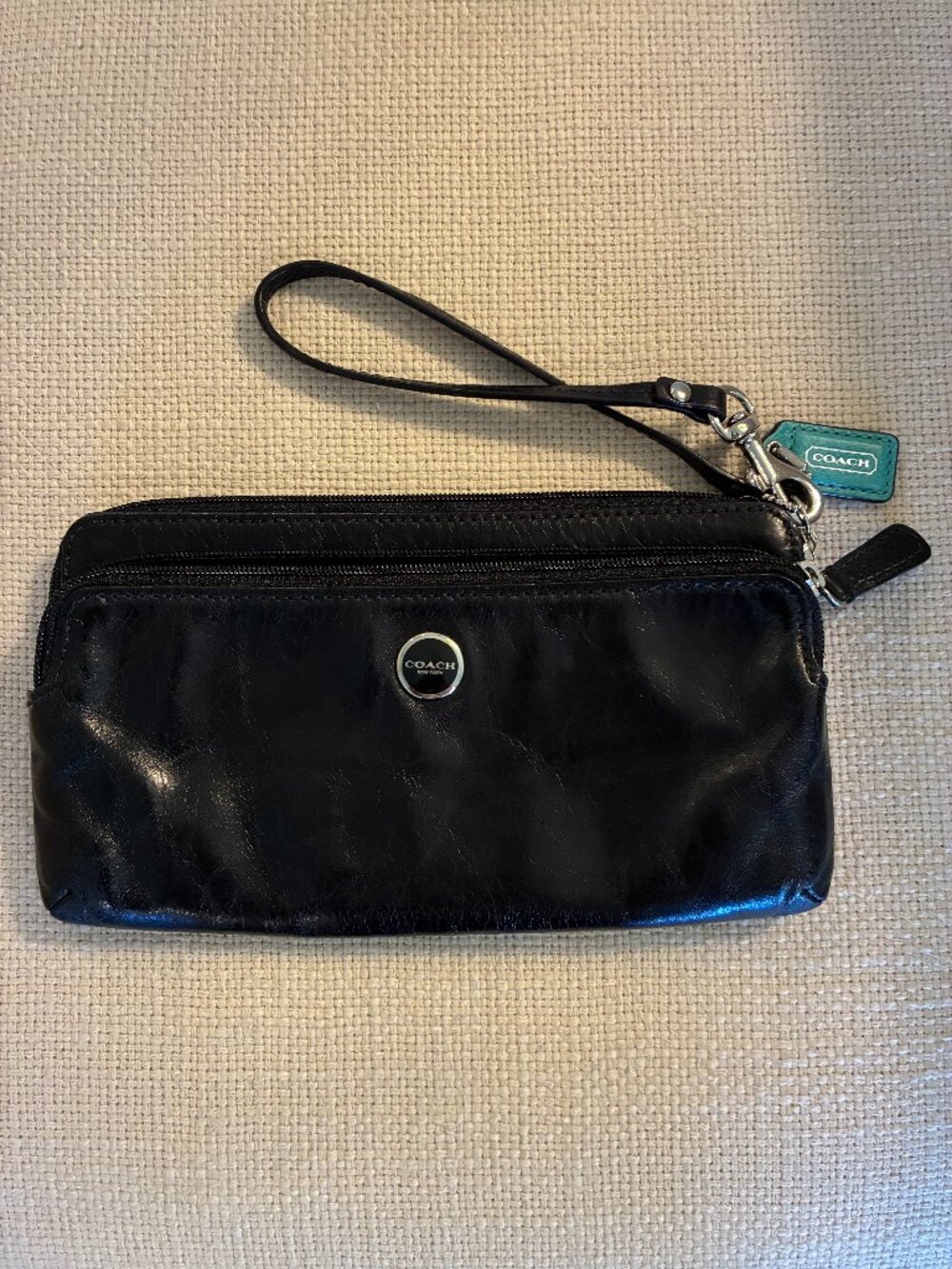 Coach Coach New York Wallet Wristlet Small w/ Removeable Strap - Black NEW!